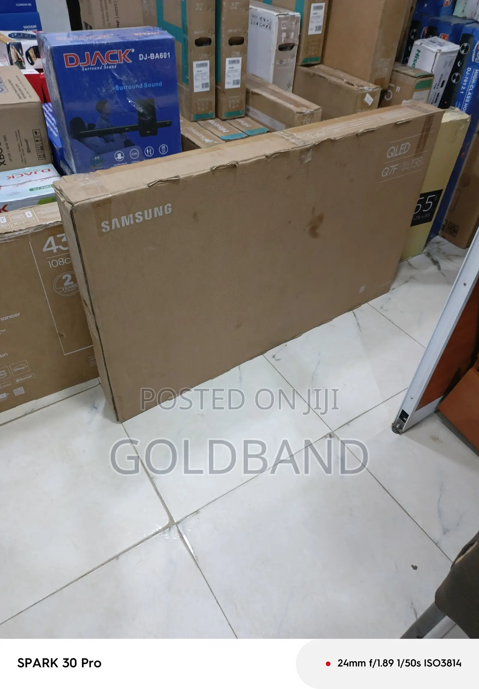 Samsung 55-Inch QLED Smart TV – Brilliant Picture Quality