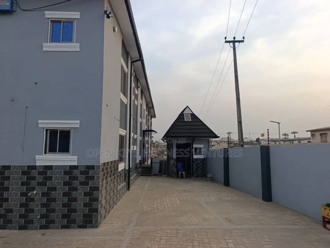 Furnished 3bdrm Apartment in Omogbafo By Splash, CHallenge / Ibadan