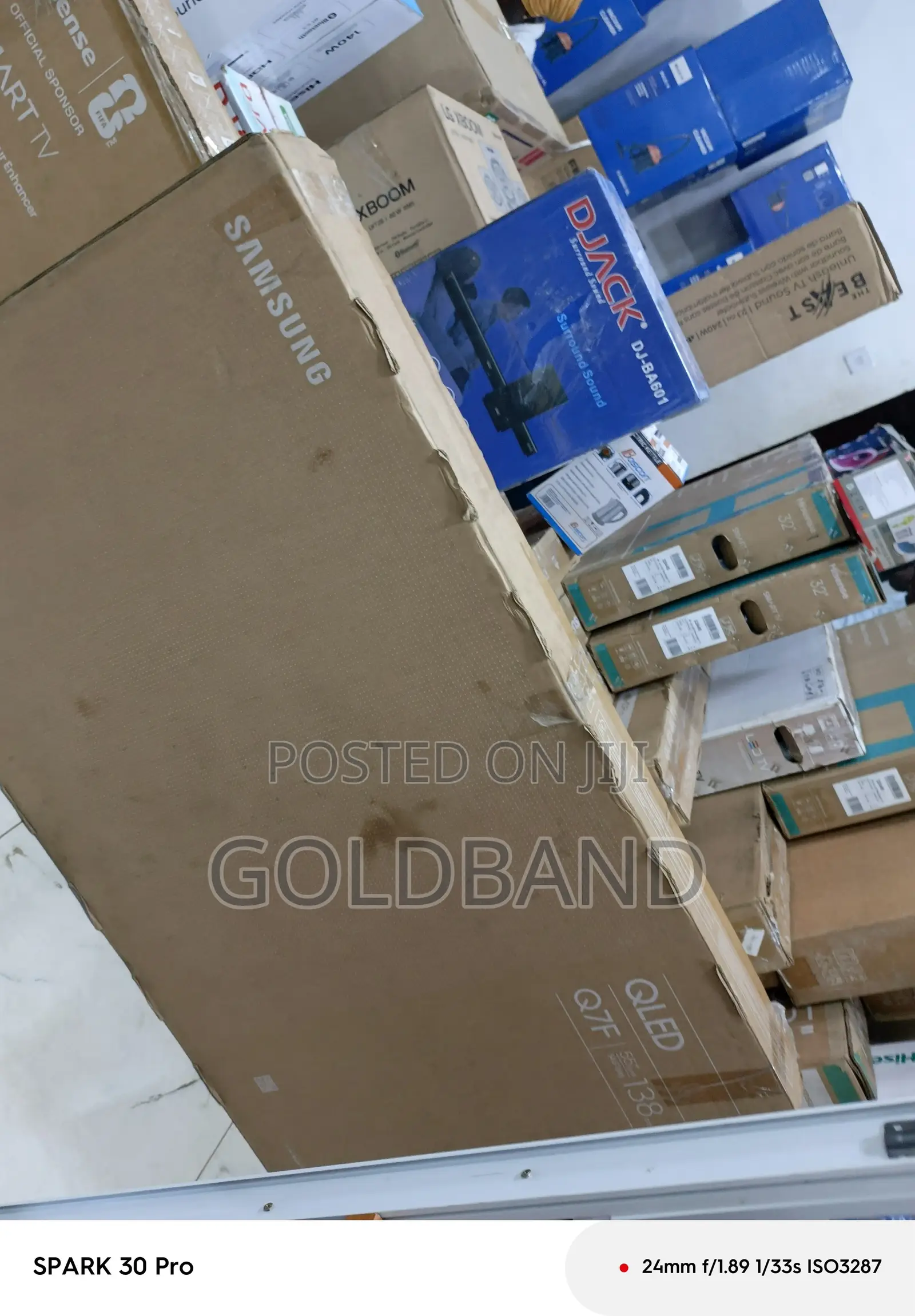 Samsung 55-Inch QLED Smart TV – Smart Entertainment at Home
