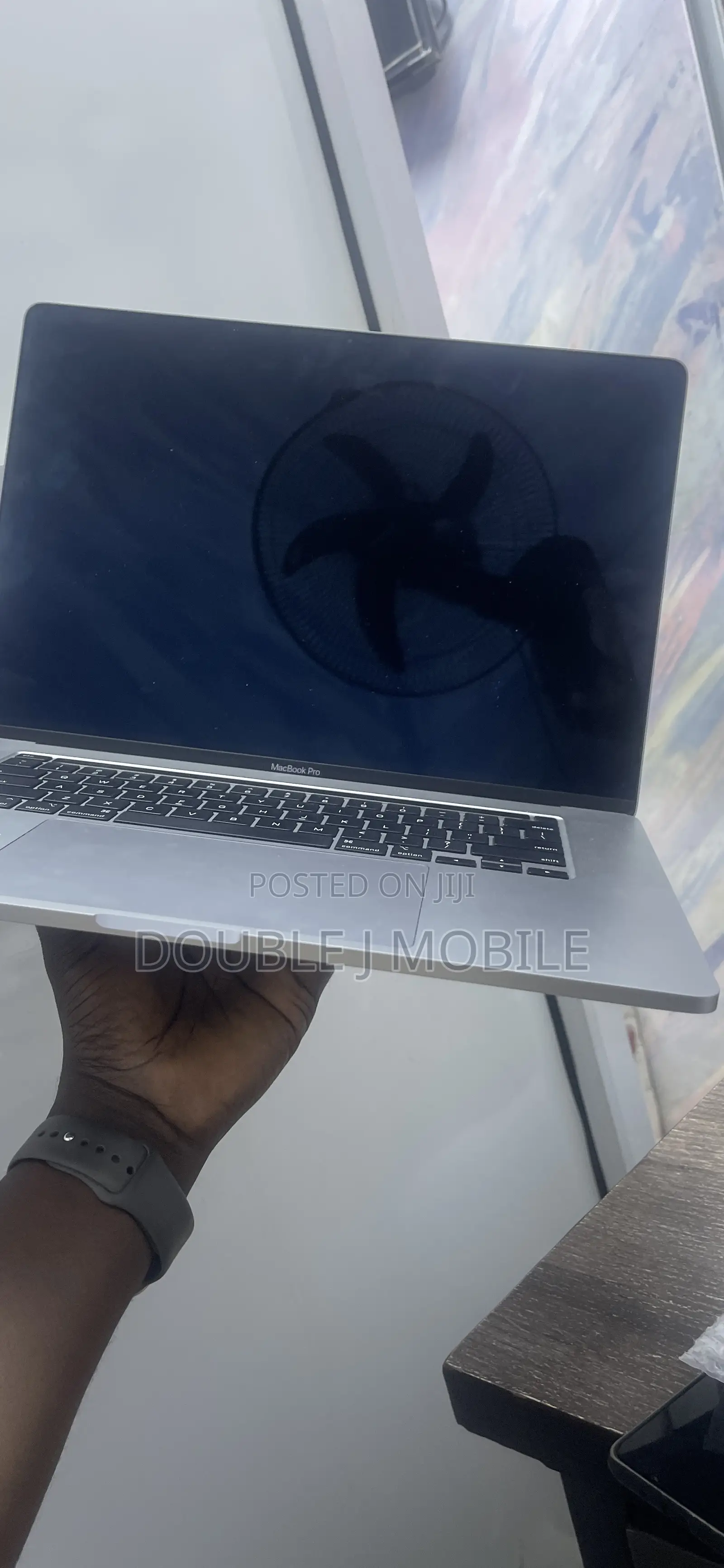 Laptop Apple MacBook Pro 2019 16GB Intel Core i7 SSD 512GB