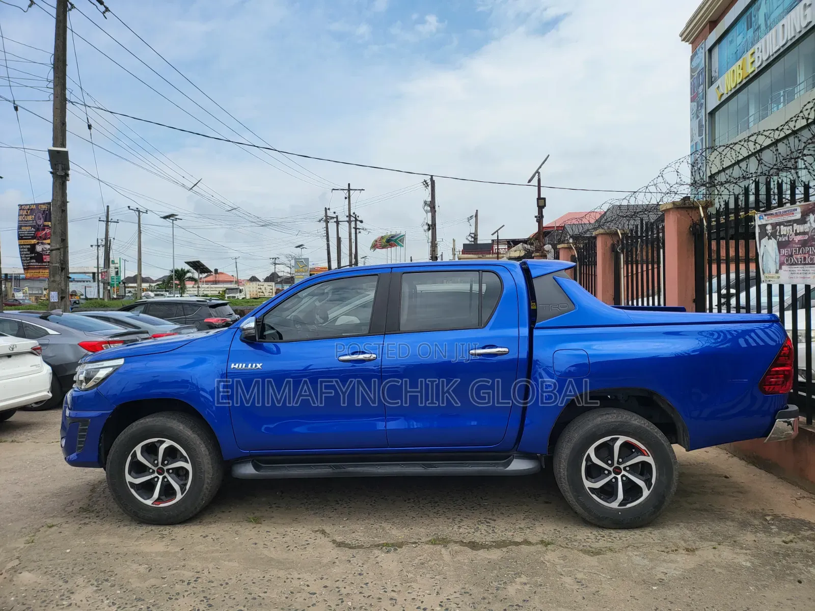 Toyota Hilux 2019 Blue