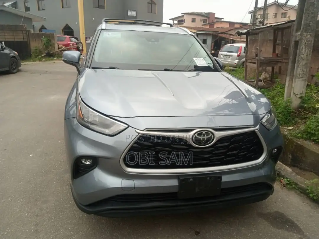 Toyota Highlander XLE AWD 2020 Silver