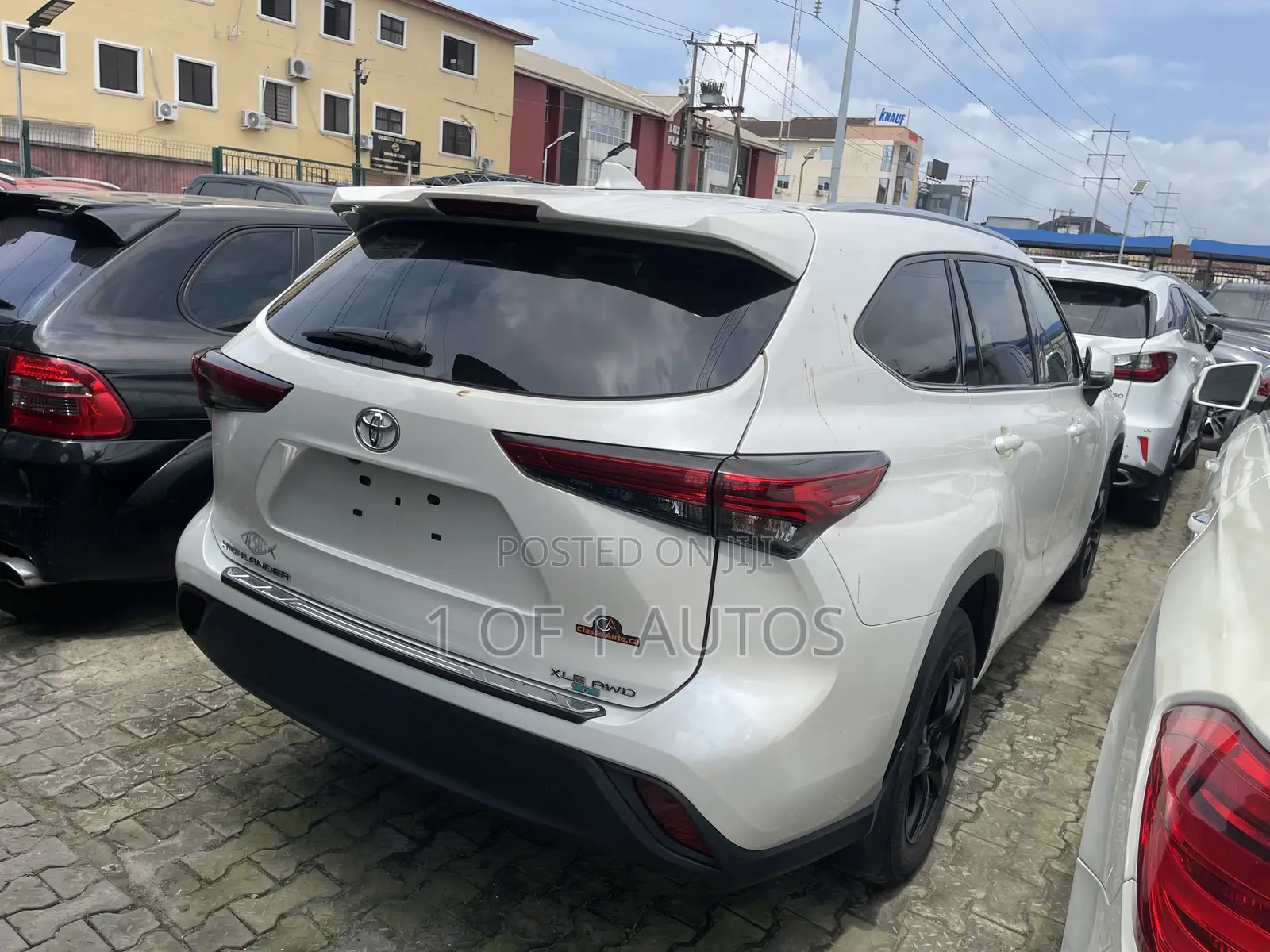 Toyota Highlander XLE 2021 White
