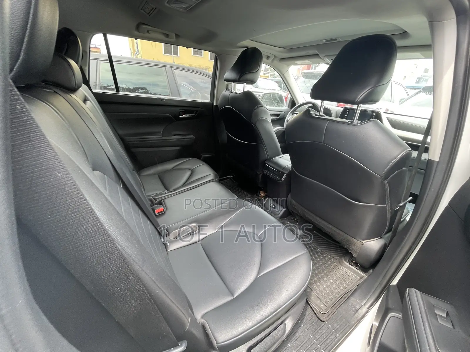 Toyota Highlander XLE 2021 White