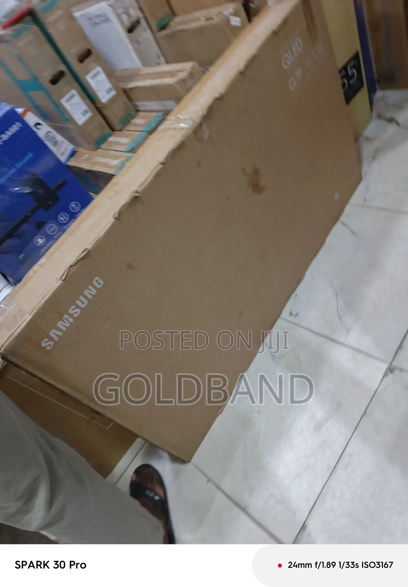 Samsung 55-Inch QLED Smart TV – Immersive Display