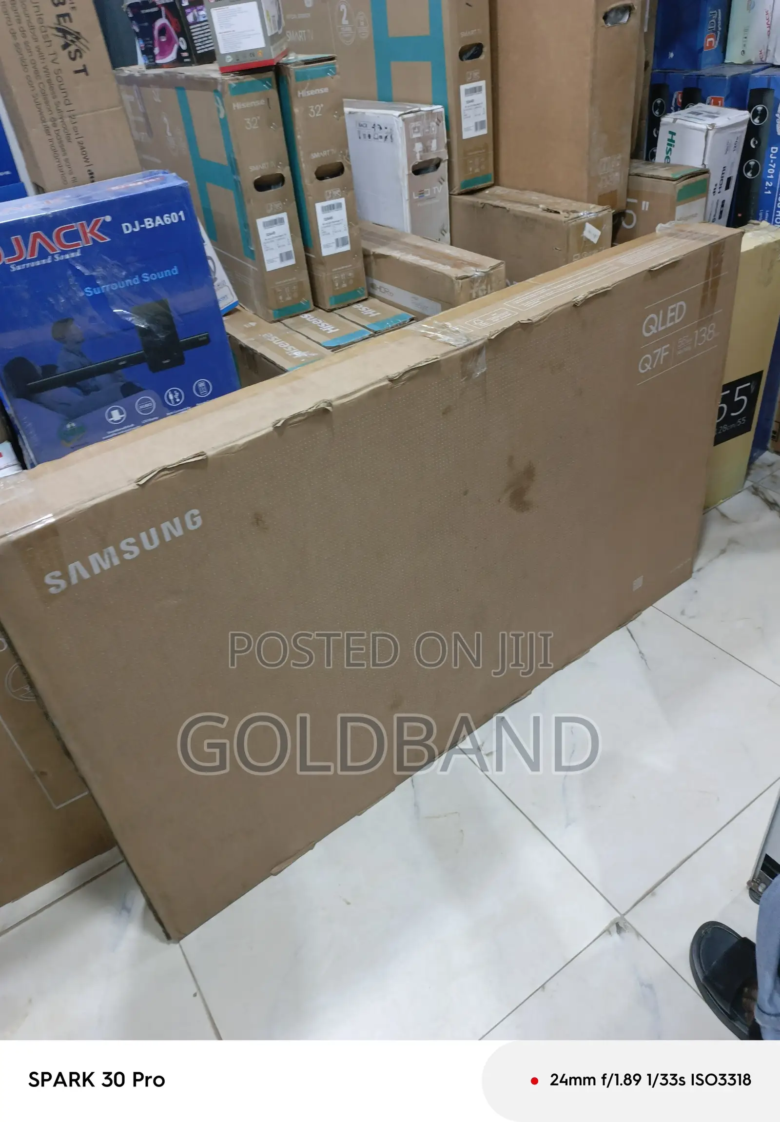 Samsung 55-Inch QLED Smart TV – Immersive Display