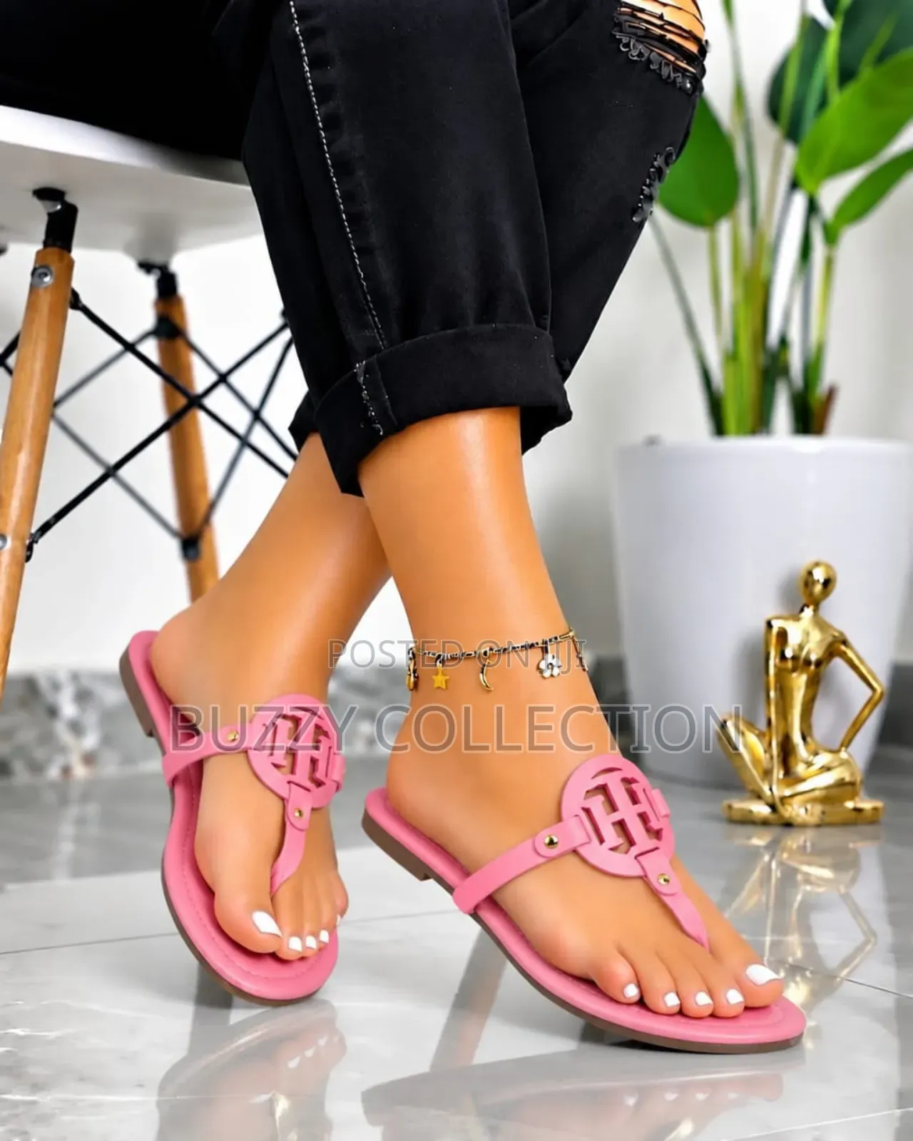 High Quality Stylish Flat Slippers