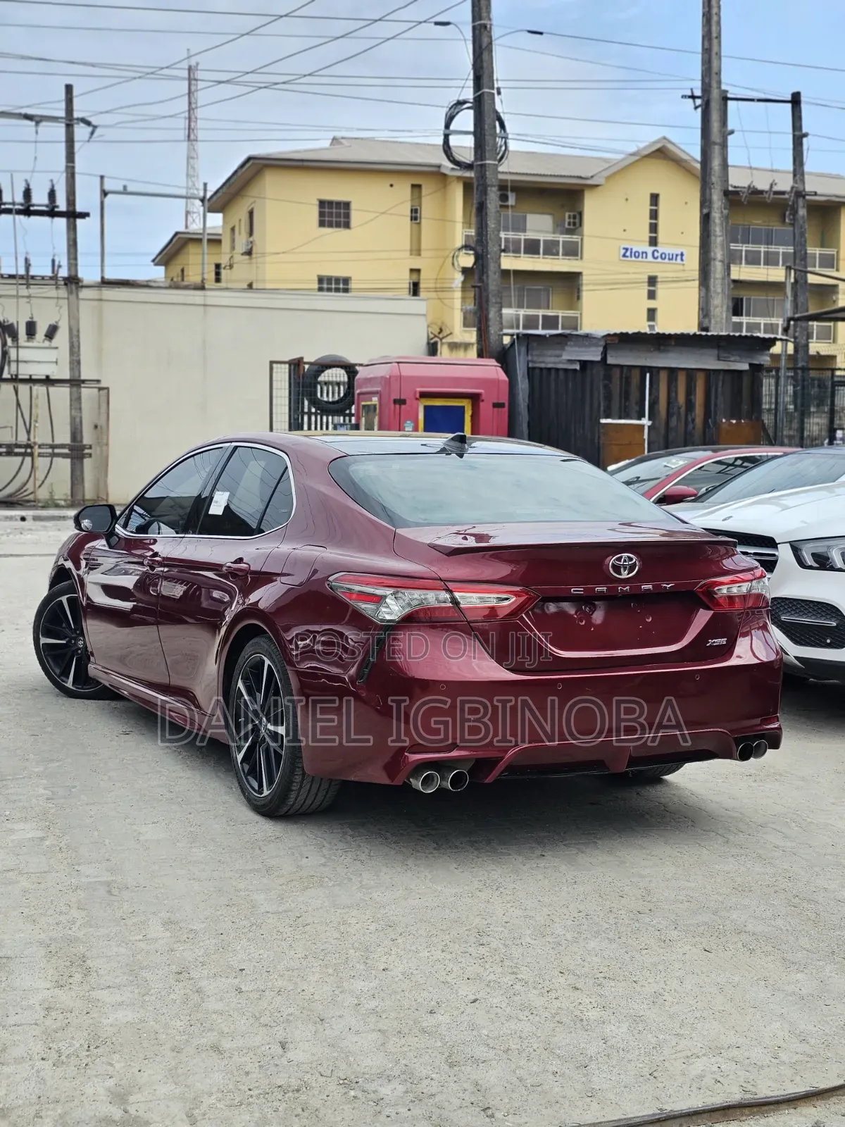 Toyota Camry XSE FWD (2.5L 4cyl 8AM) 2018 Burgundy