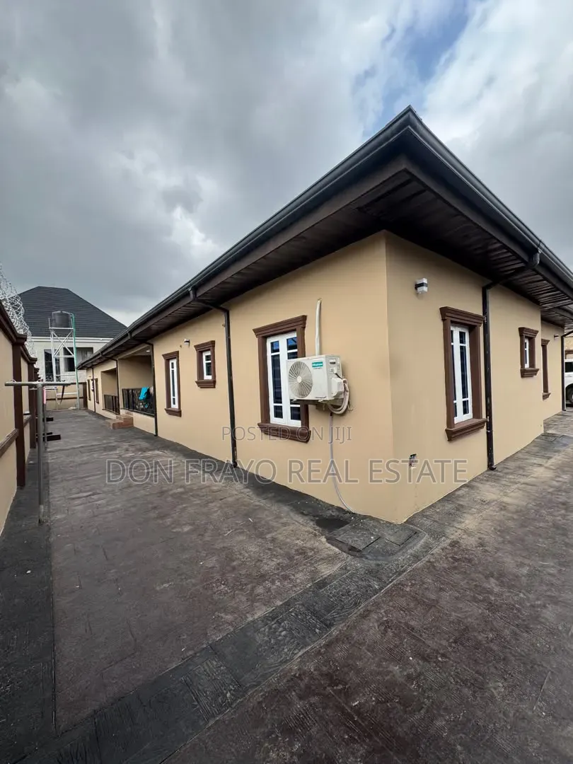 3bdrm Apartment in Akala Estate, Akobo for rent