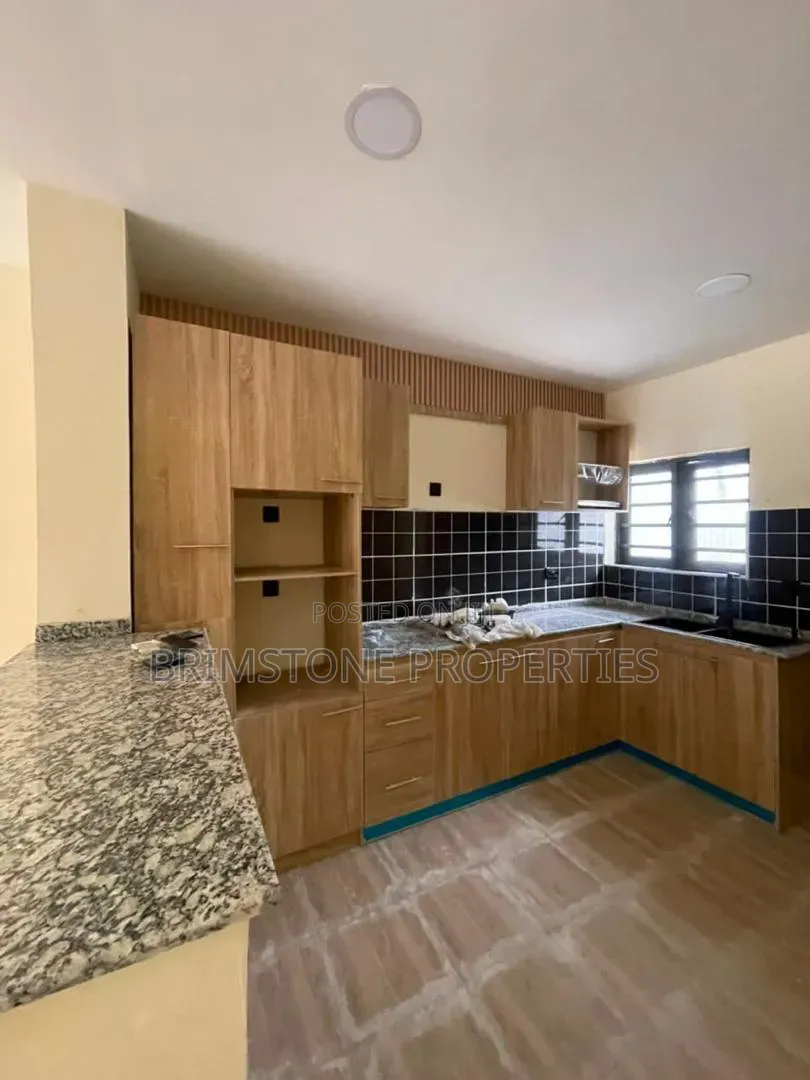 Furnished 2bdrm Duplex in Ogombo for rent