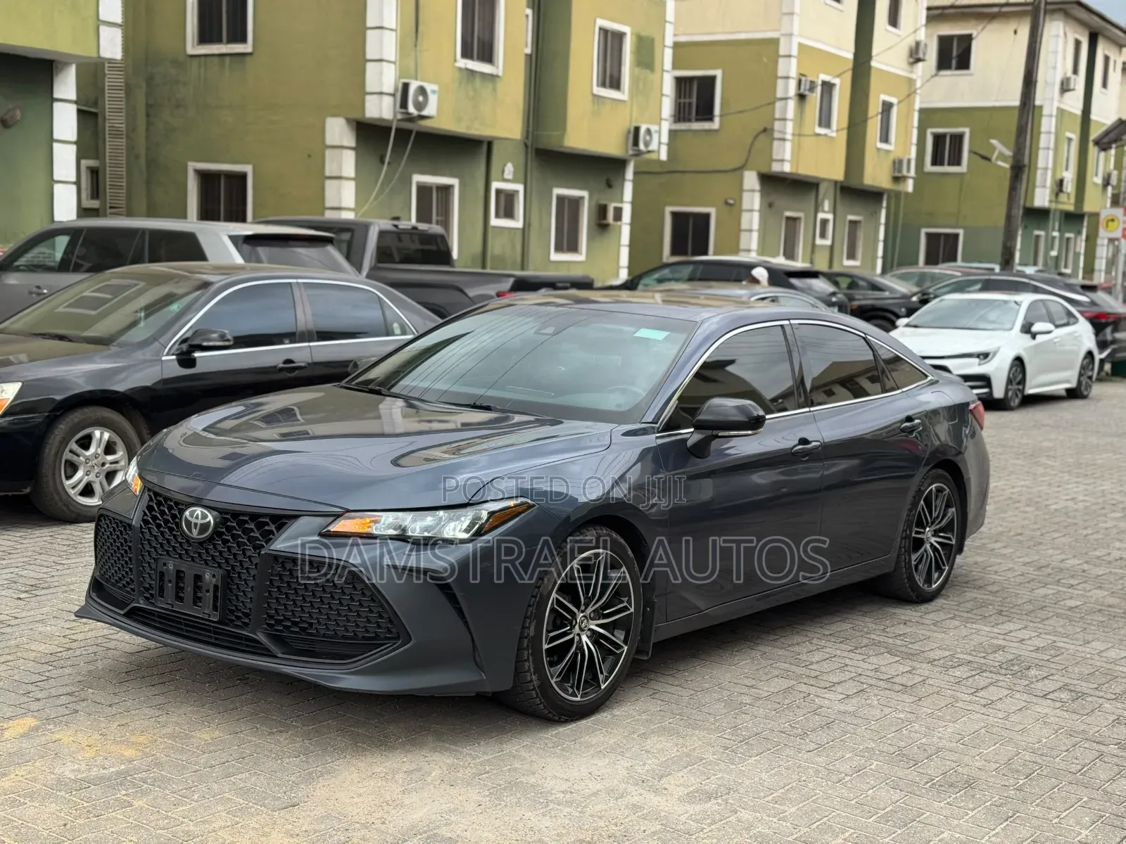 Toyota Avalon 2019 Gray