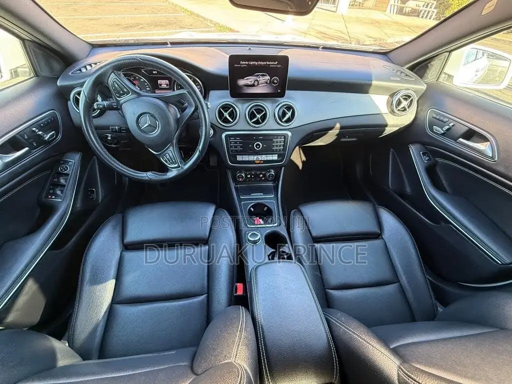 Mercedes-Benz GLA 250 2018 White