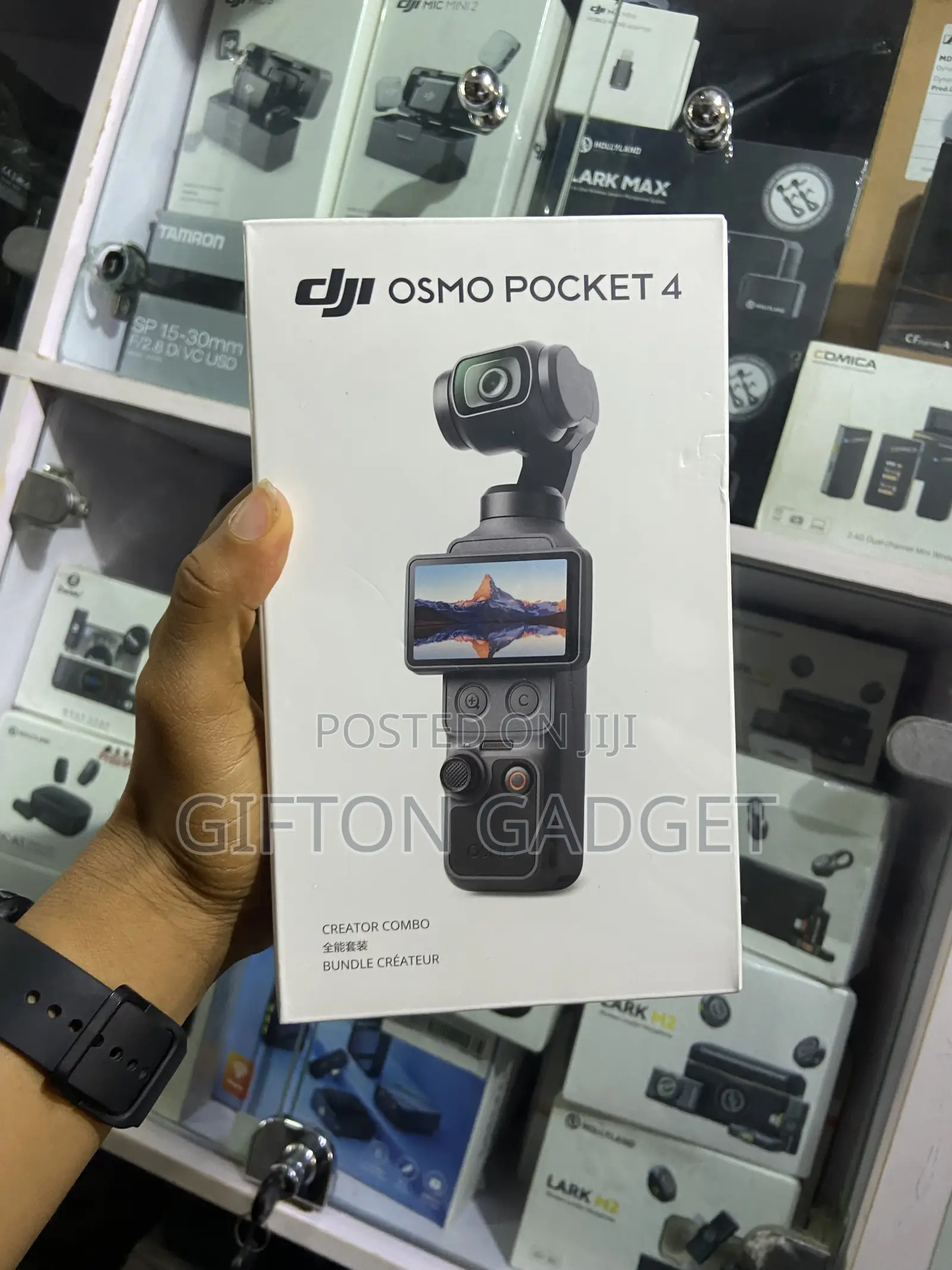DJI Osmo Pocket 4 Creator Combo Pocket Gimbal Camera