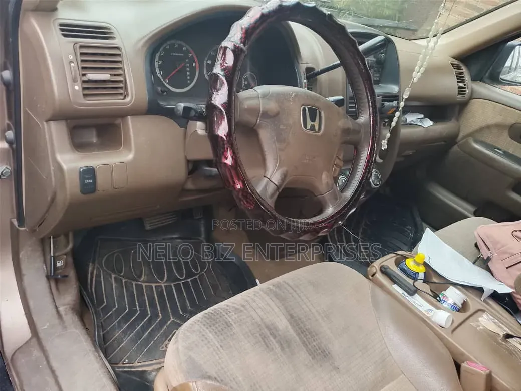 Honda CR-V 2004 Gold