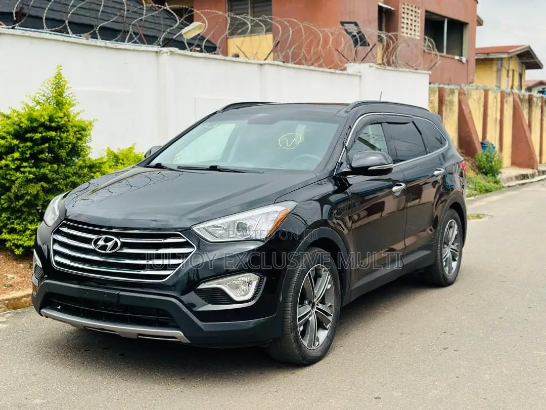 Hyundai Santa Fe 2016 Black