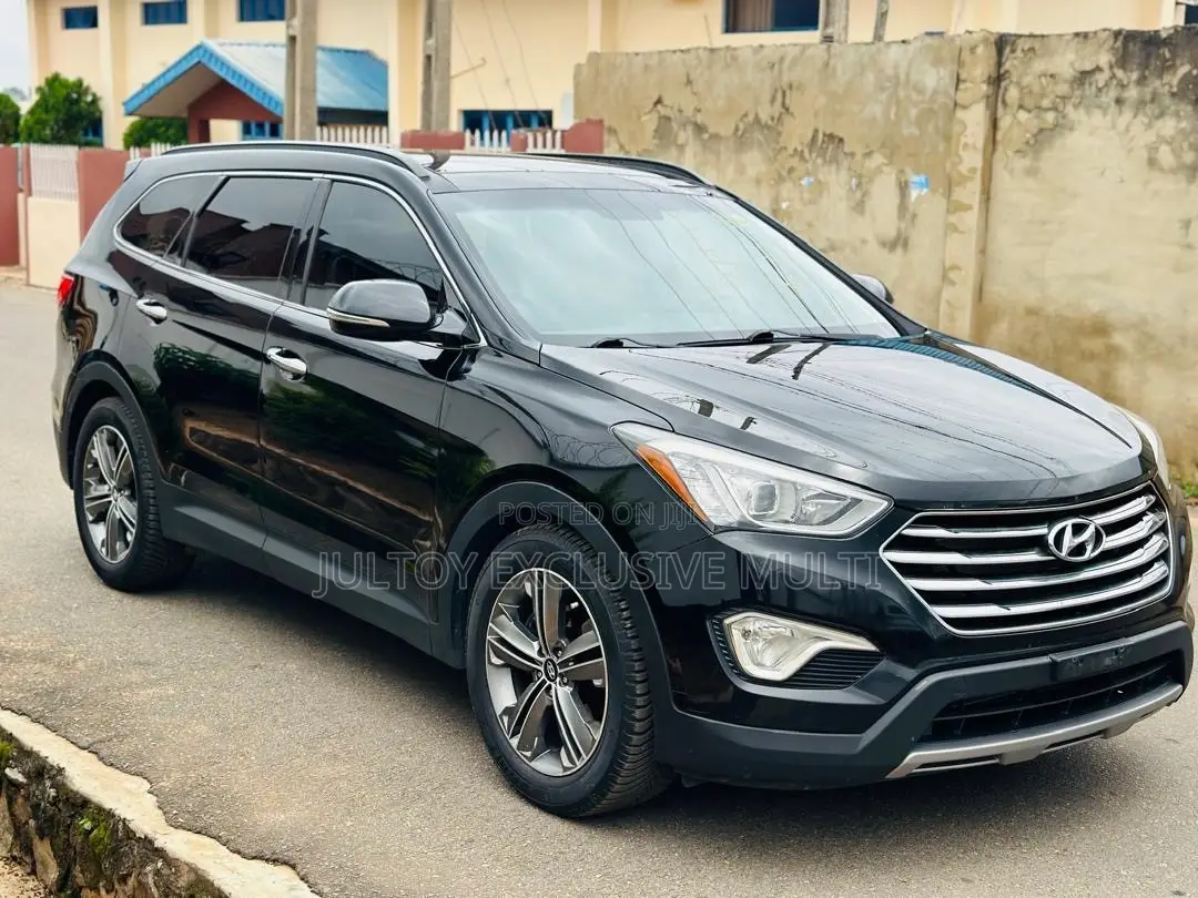Hyundai Santa Fe 2016 Black