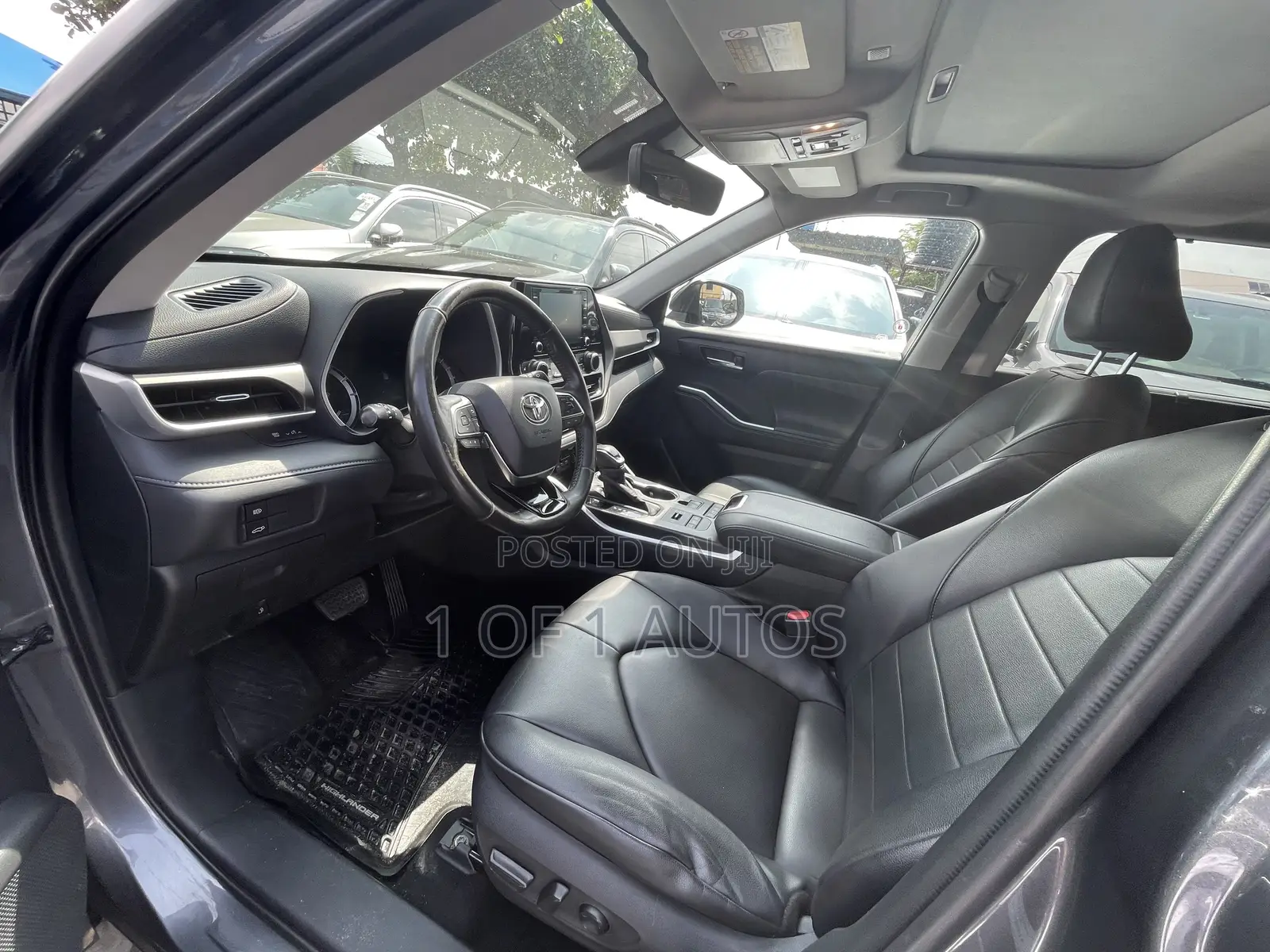 Toyota Highlander XLE FWD 2020 Gray