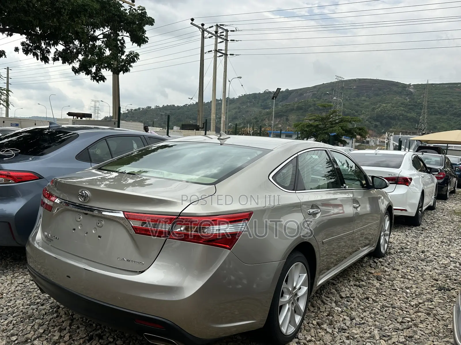 Toyota Avalon 2015 Brown