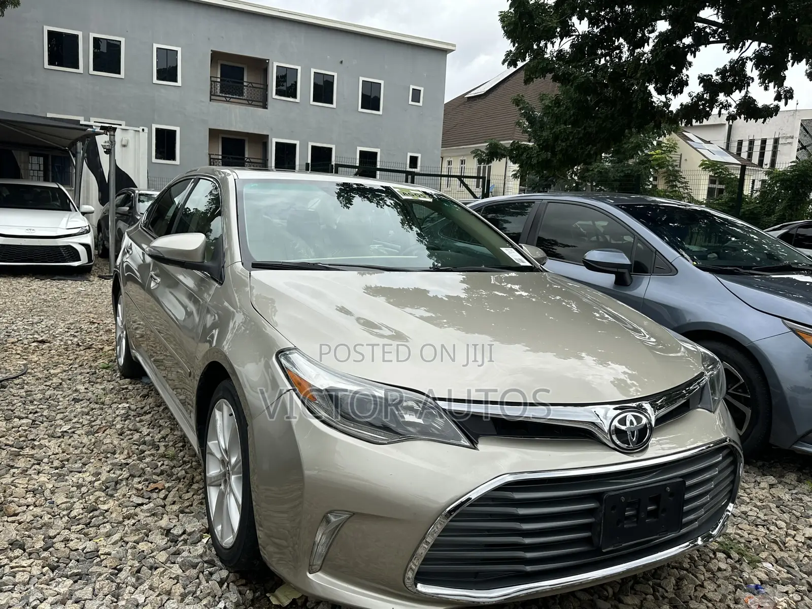 Toyota Avalon 2015 Brown