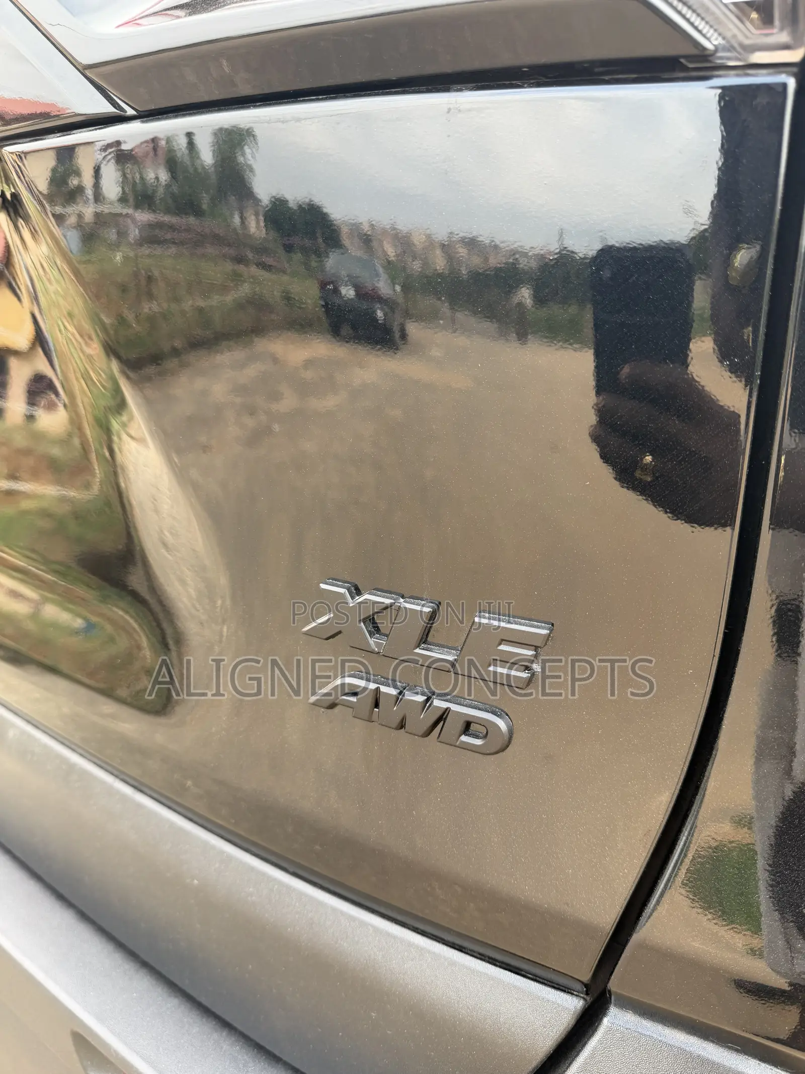 Toyota RAV4 XLE 2022 Black