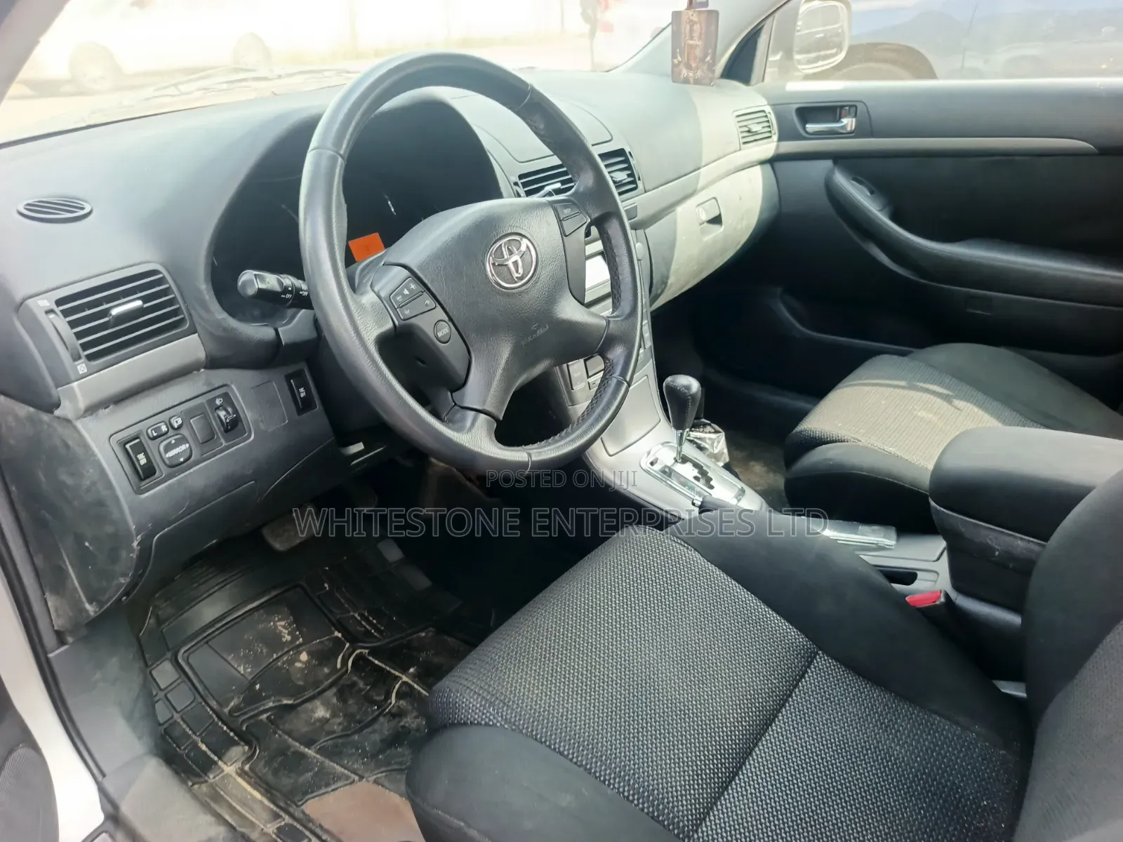 Toyota Avensis 2006 Silver
