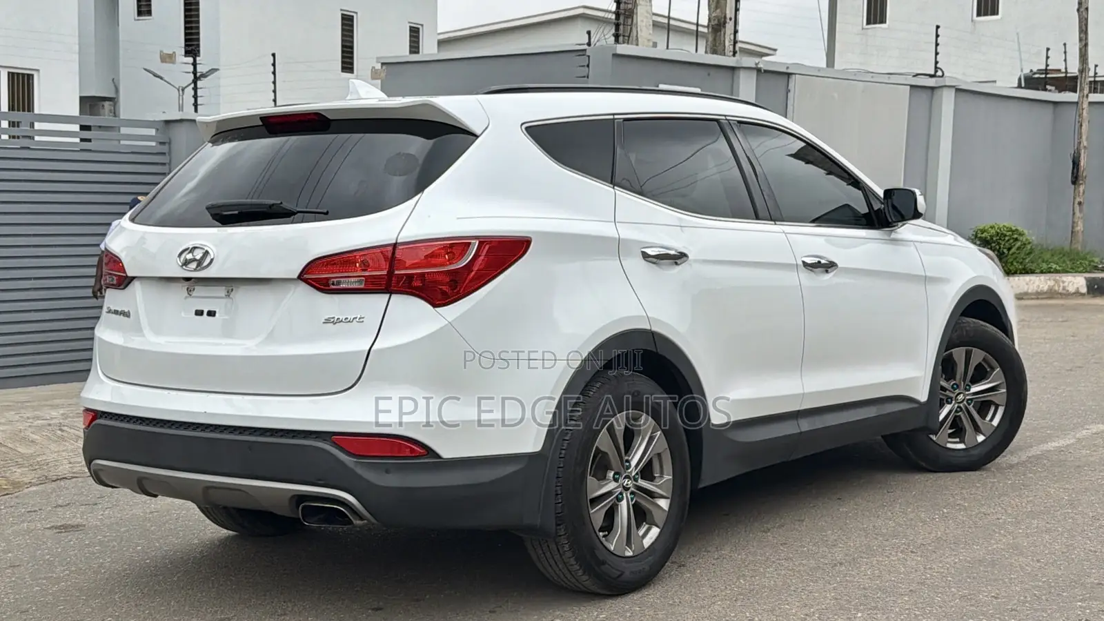 Hyundai Santa Fe 2014 White