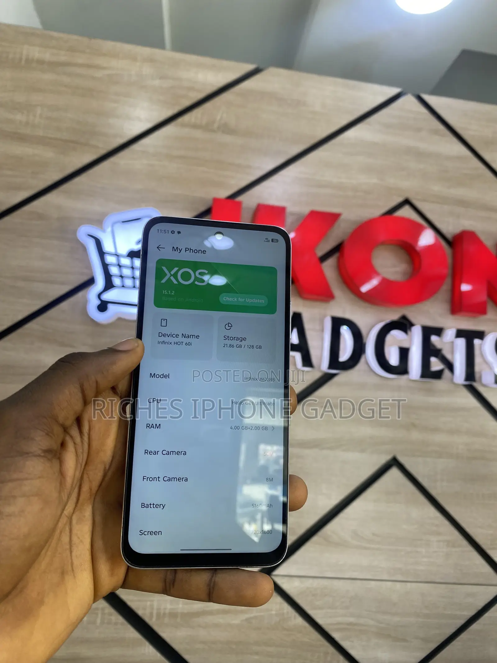 Infinix Hot 60i 128 GB Silver