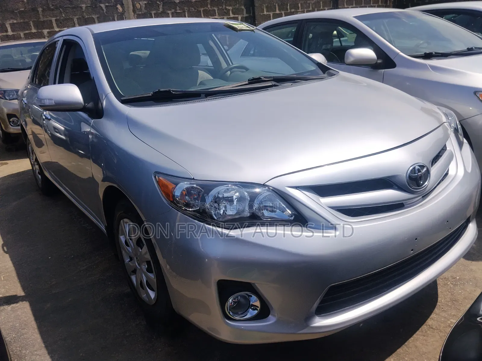 Toyota Corolla 2010 Silver