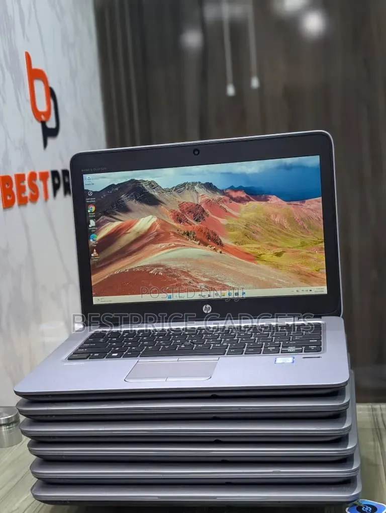 Laptop HP EliteBook 820 G3 8GB Intel Core i5 SSD 256GB