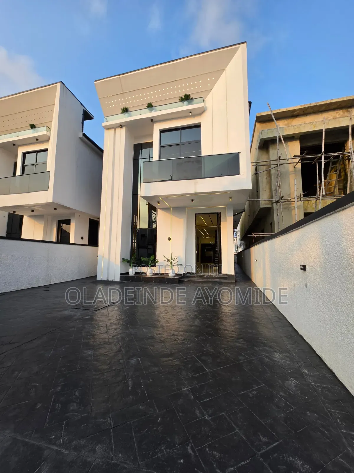 5bdrm Duplex in Vgc Ajah for sale