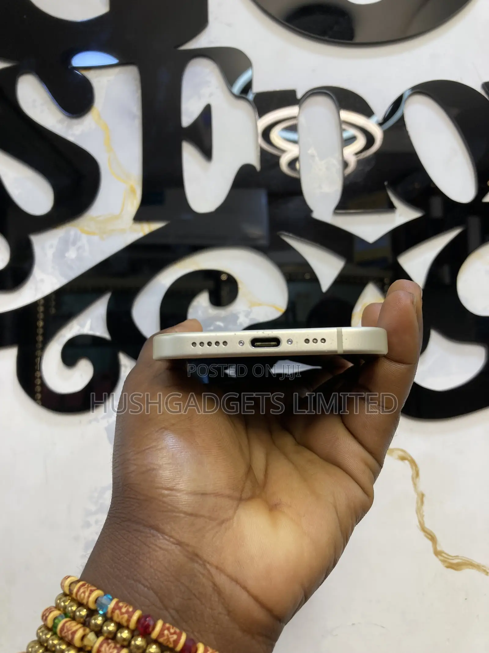Apple iPhone 15 256 GB Yellow
