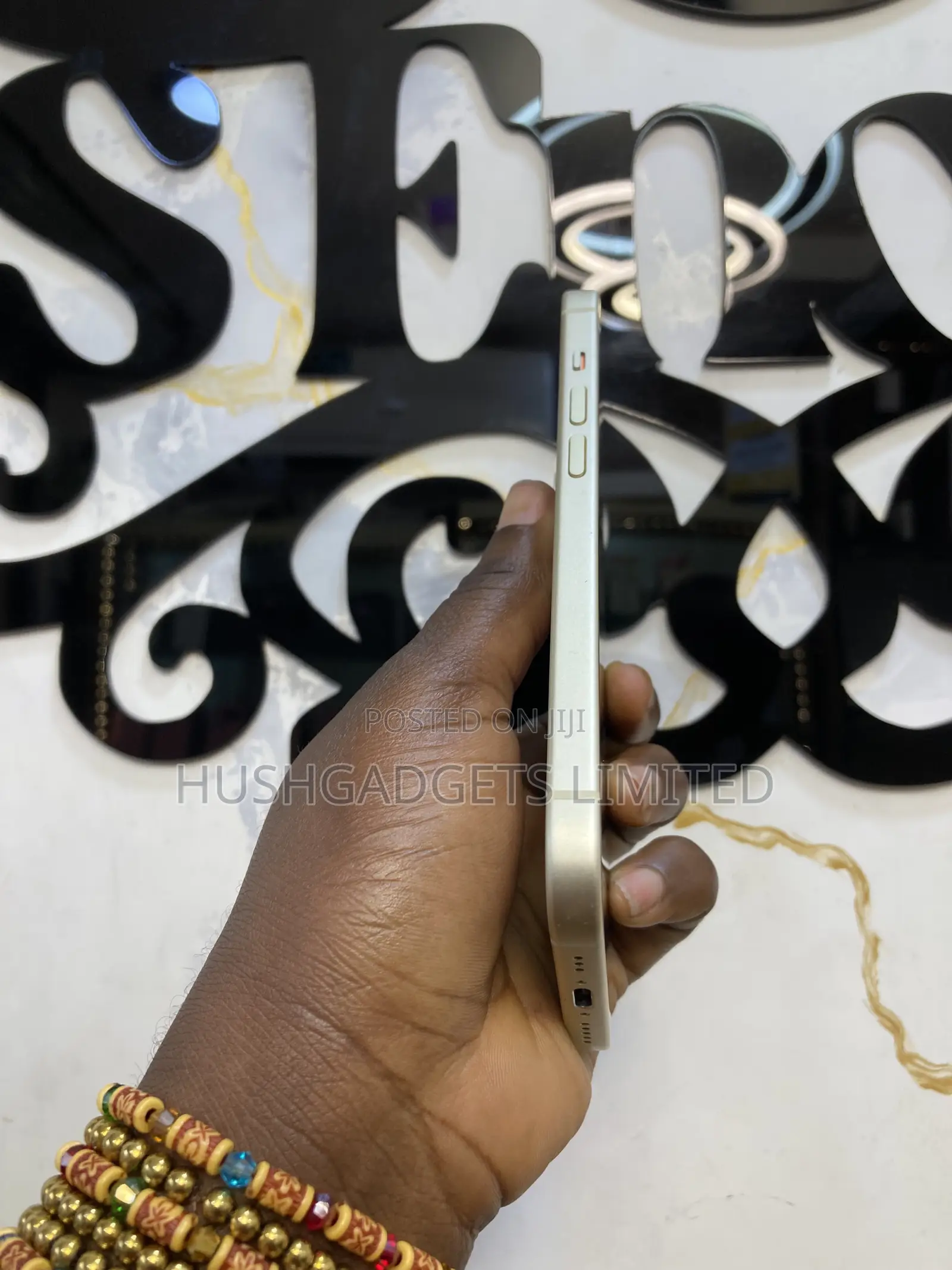 Apple iPhone 15 256 GB Yellow