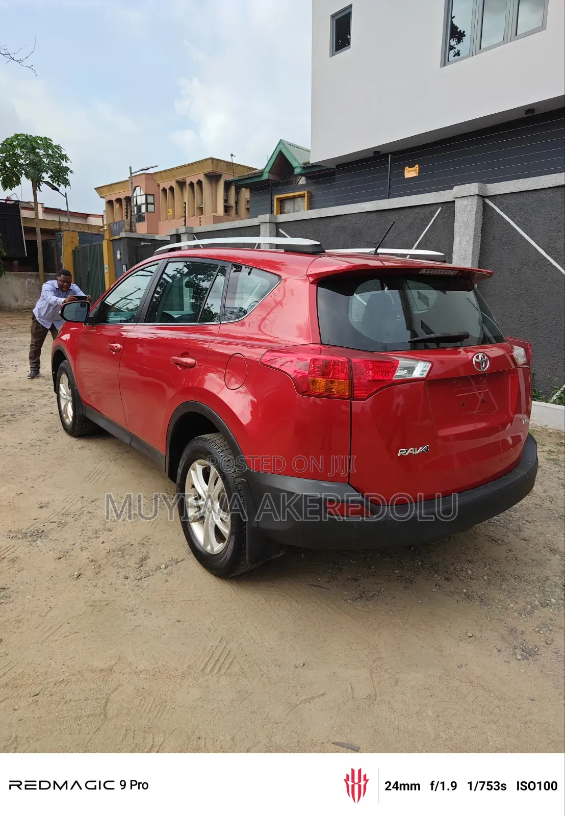 Toyota RAV4 2015 Red