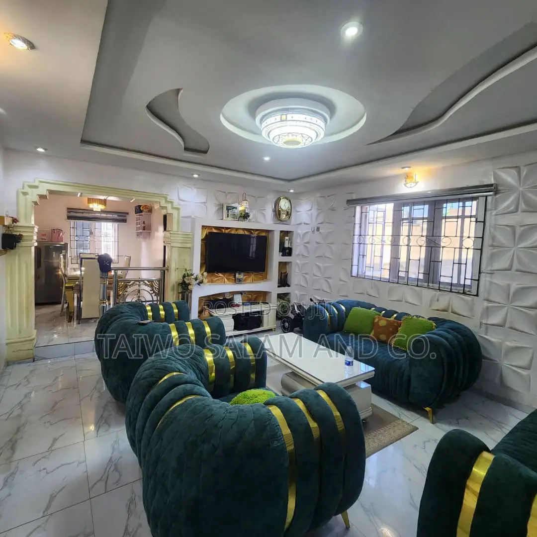 2bdrm Bungalow in Omi Adio for sale