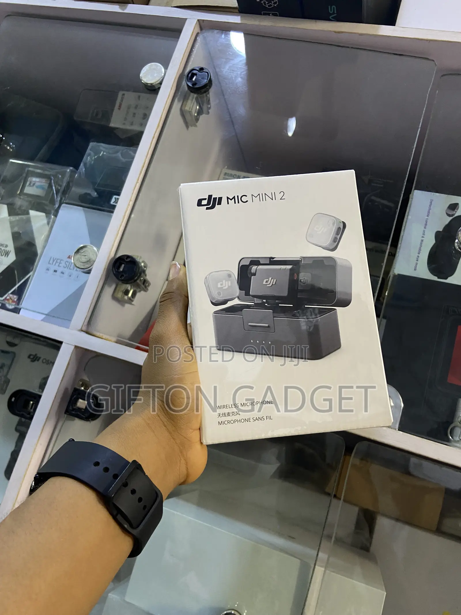 DJI Mic Mini 2 Ultralight Wireless Microphone System With Charging Cas