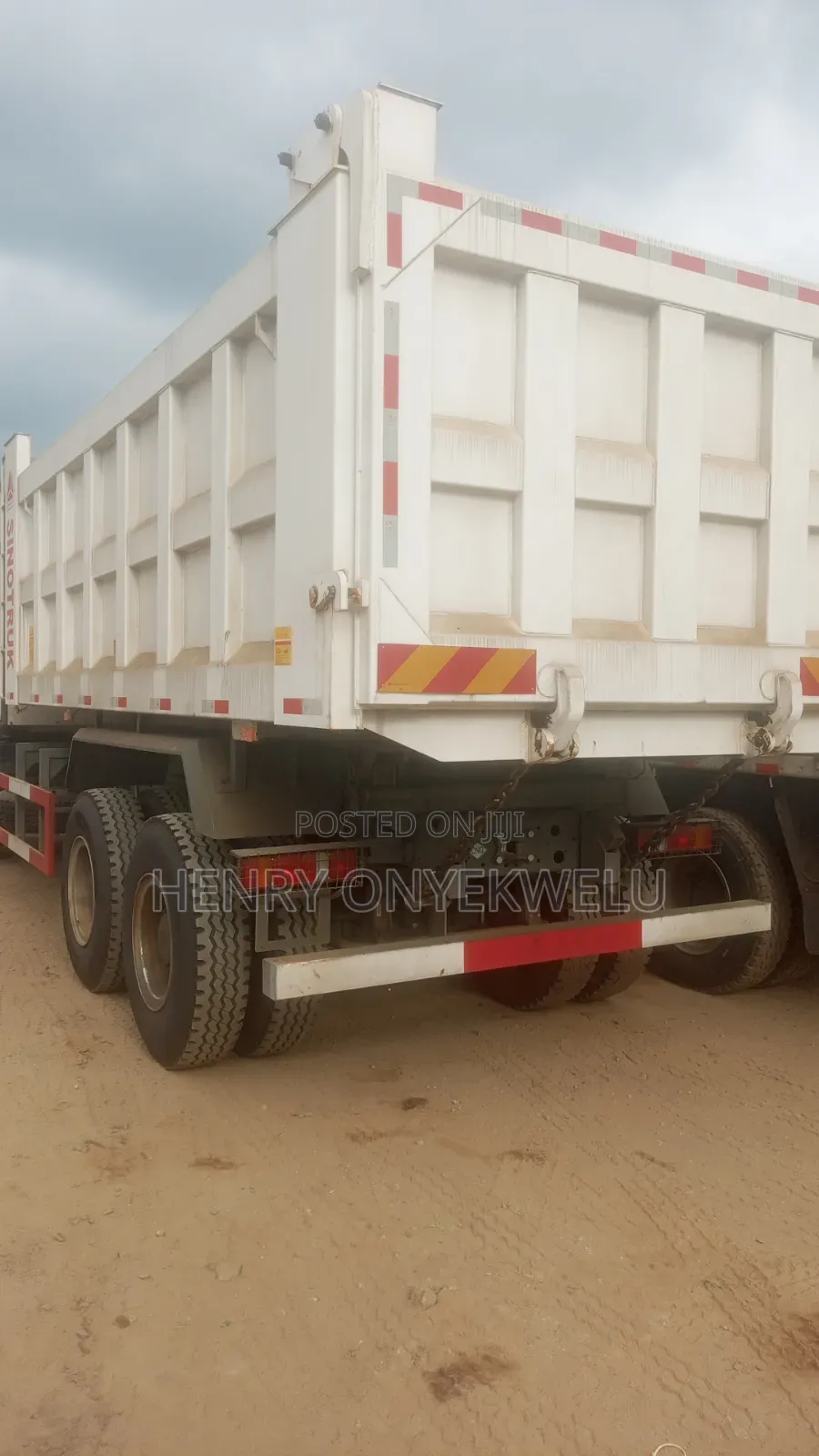 CNG Howo 10 Tyres Tipper