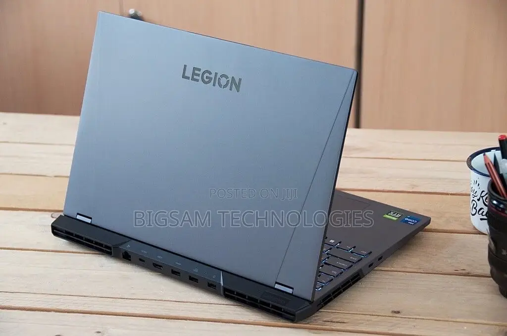 New Laptop Lenovo Legion 5 16GB Intel Core i7 SSD 1T