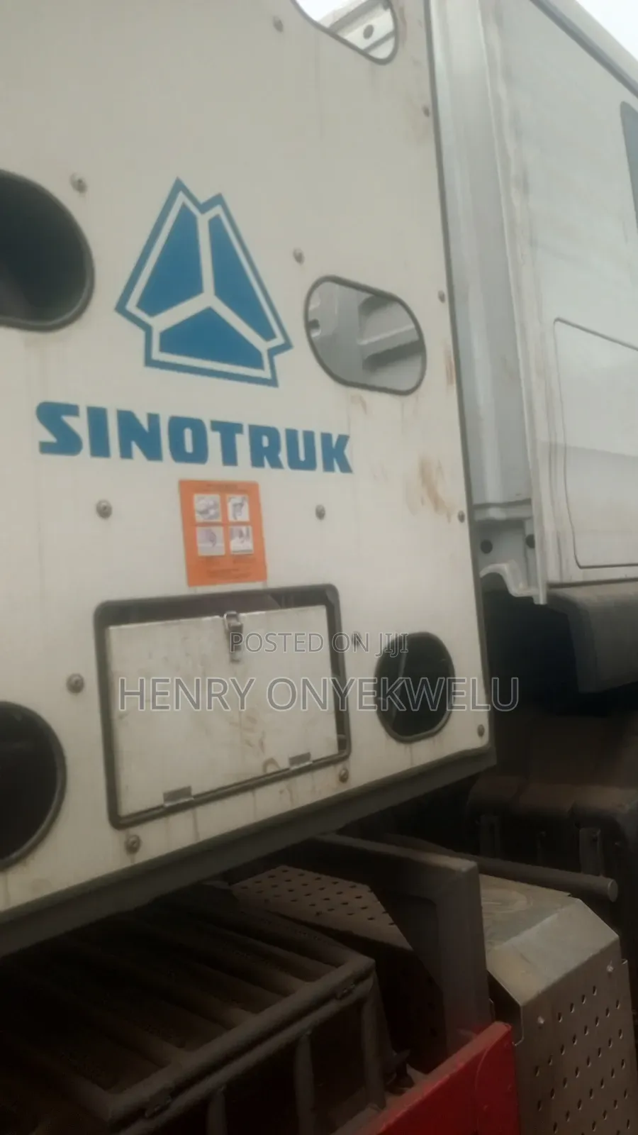 CNG 12 Tyres Howo Tipper