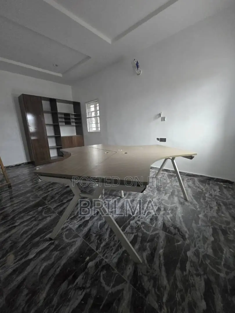 Spacious 3 Room Office Space in Kado for Rent