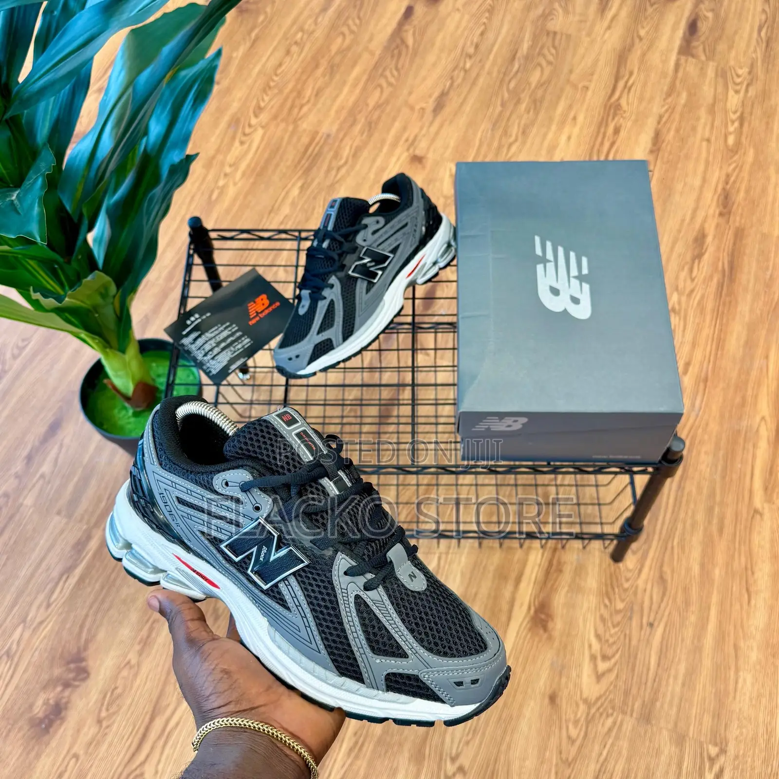 Original New Balance 1906r Series Sneakers