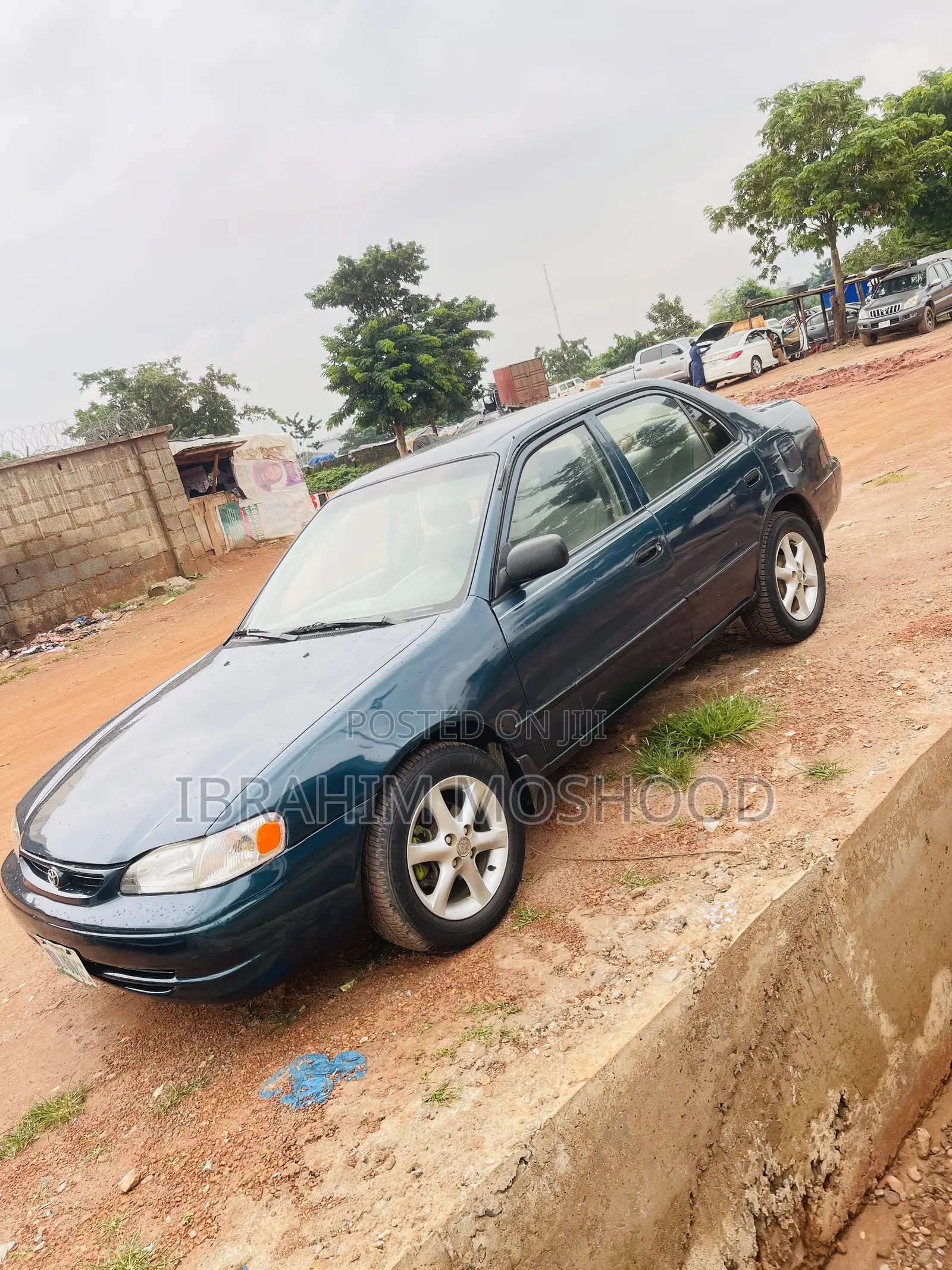 Toyota Corolla 2000 Blue