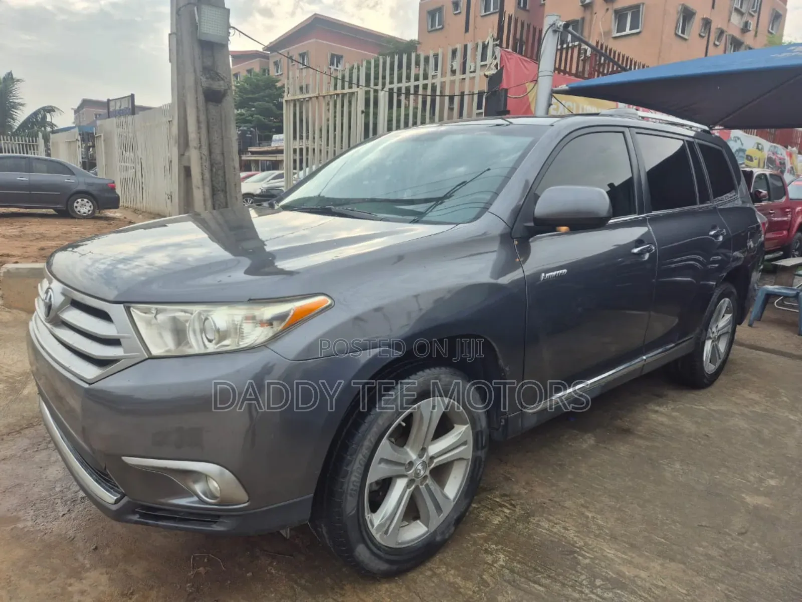 Toyota Highlander Limited 2012 Gray