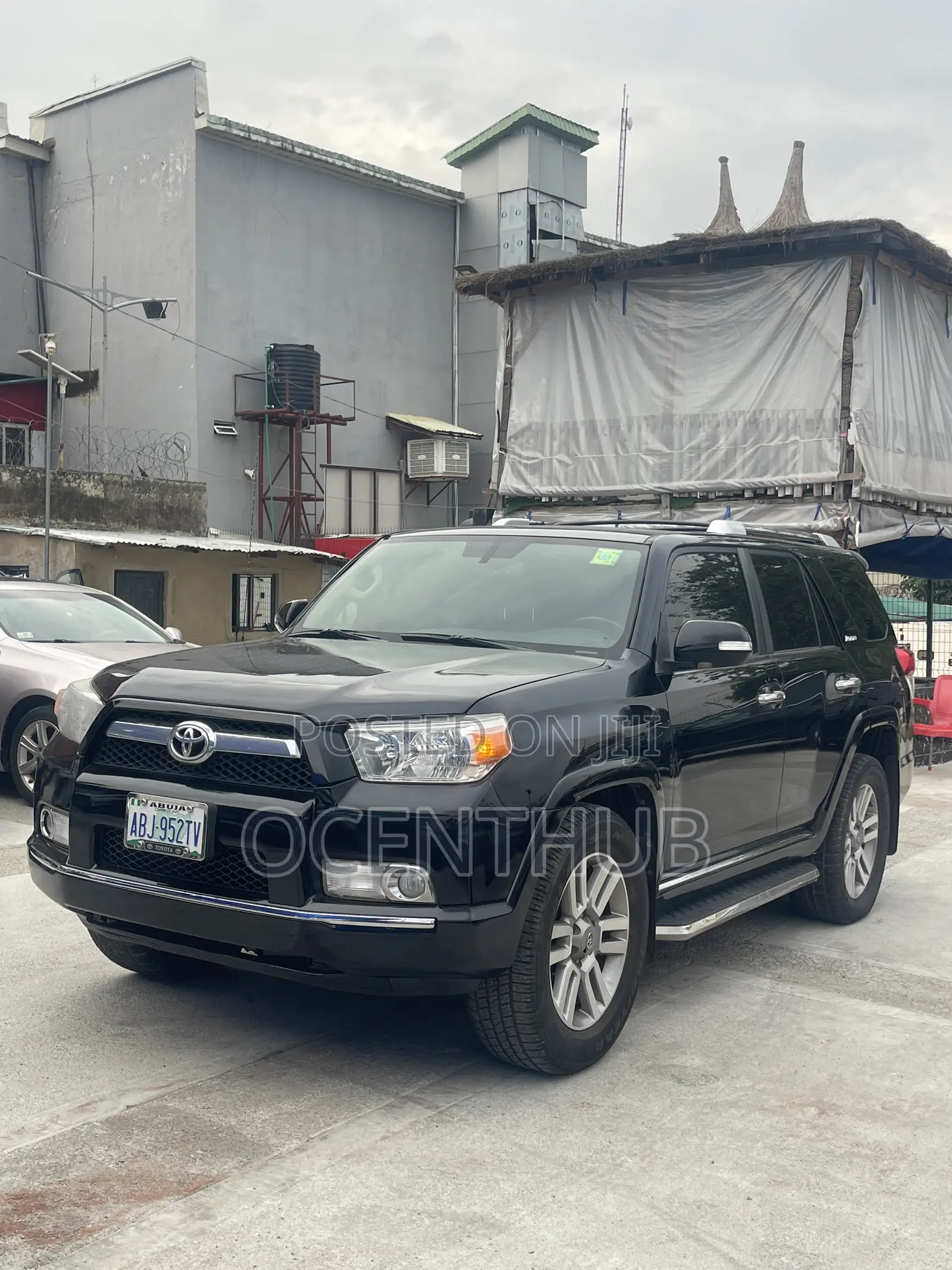 Toyota 4-Runner Limited 4WD 2012 Black