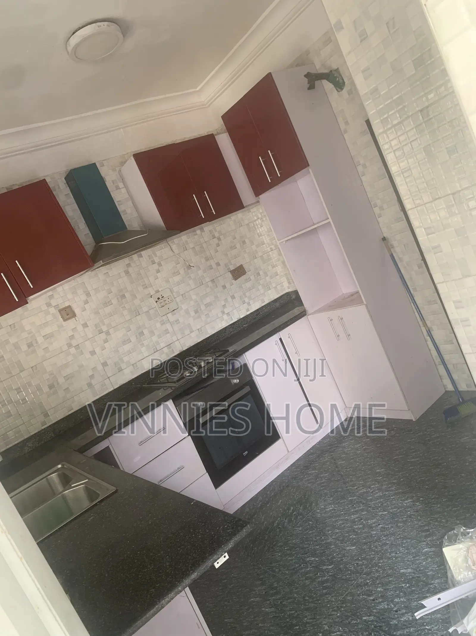 2bdrm Block of Flats in Orchid, Lekki Phase 2 for rent