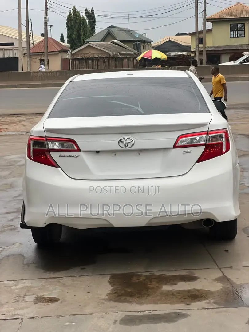 Toyota Camry 2013 White