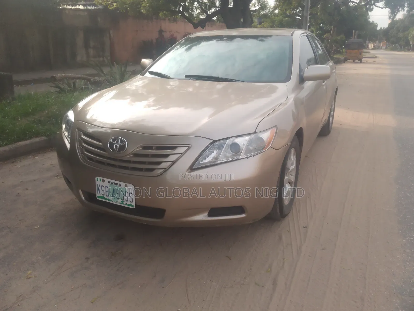 Toyota Camry 2007 Gold