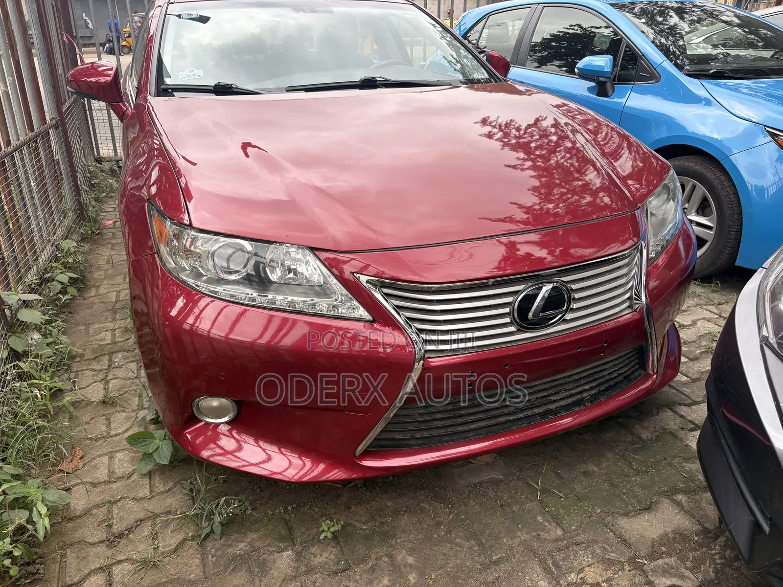Lexus ES 350 FWD 2013 Red
