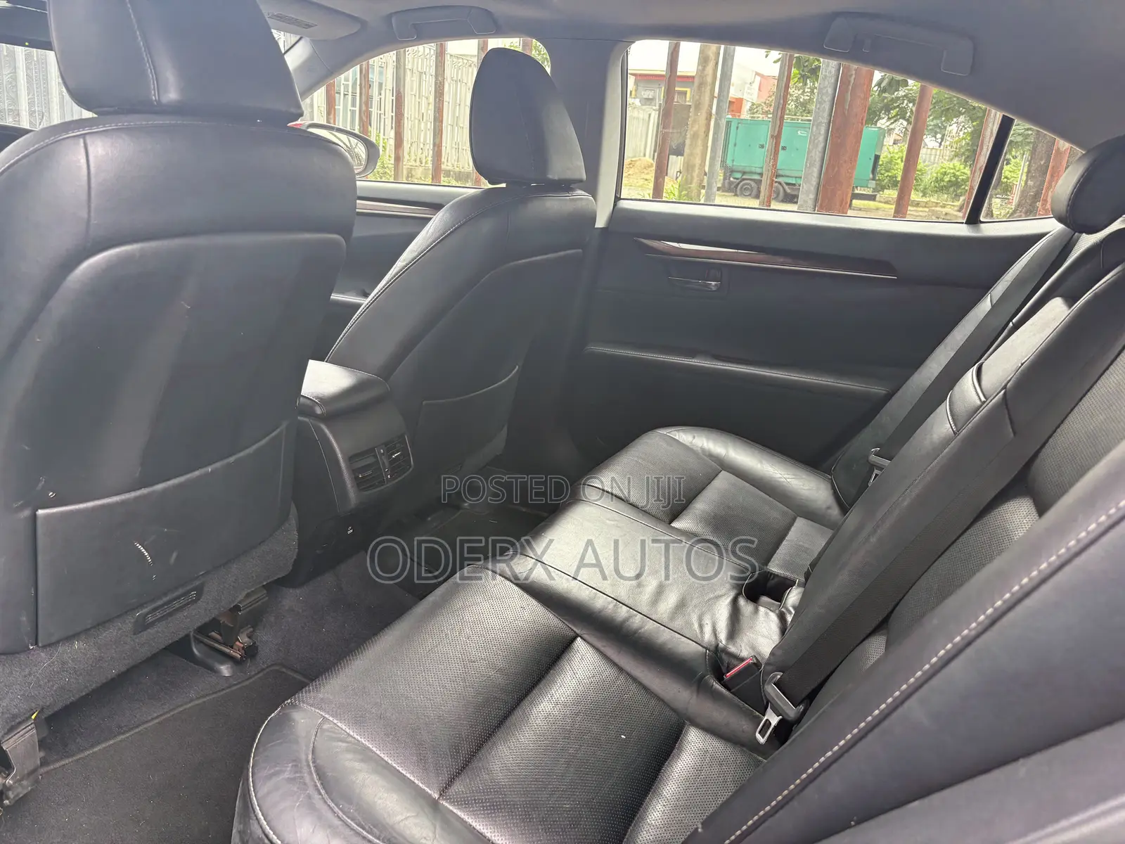 Lexus ES 350 FWD 2013 Red