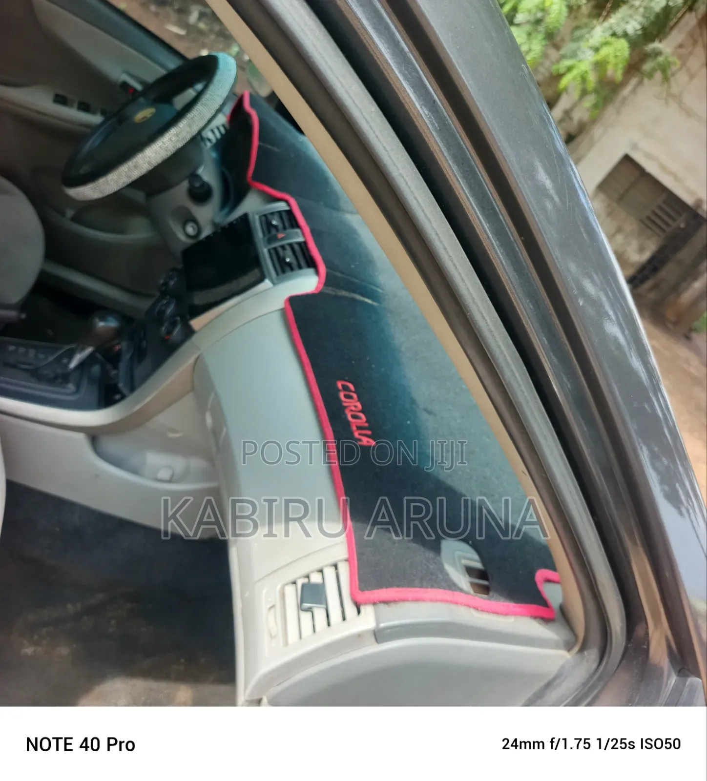 Toyota Corolla 2010 Gray