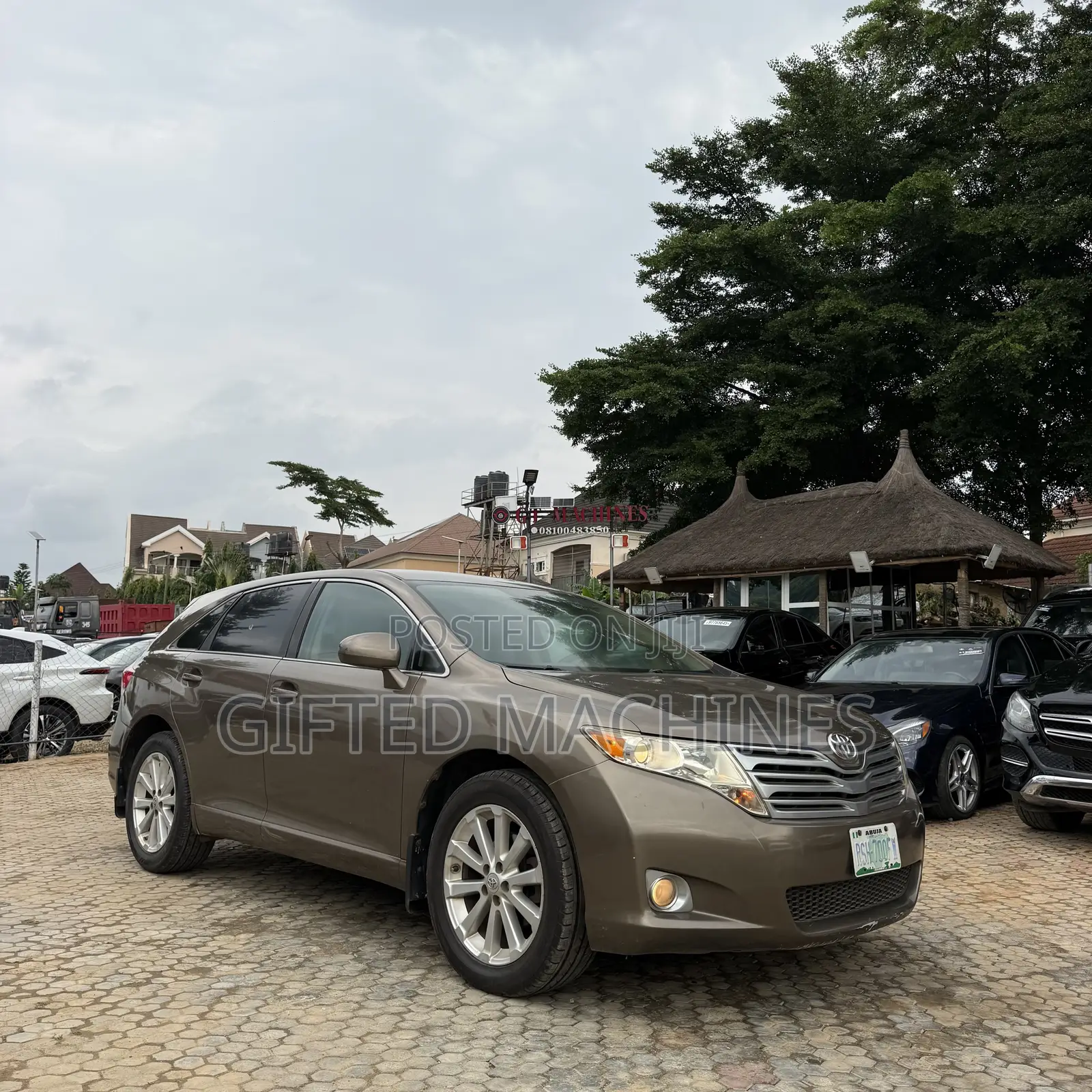 Toyota Venza 2010 Gold